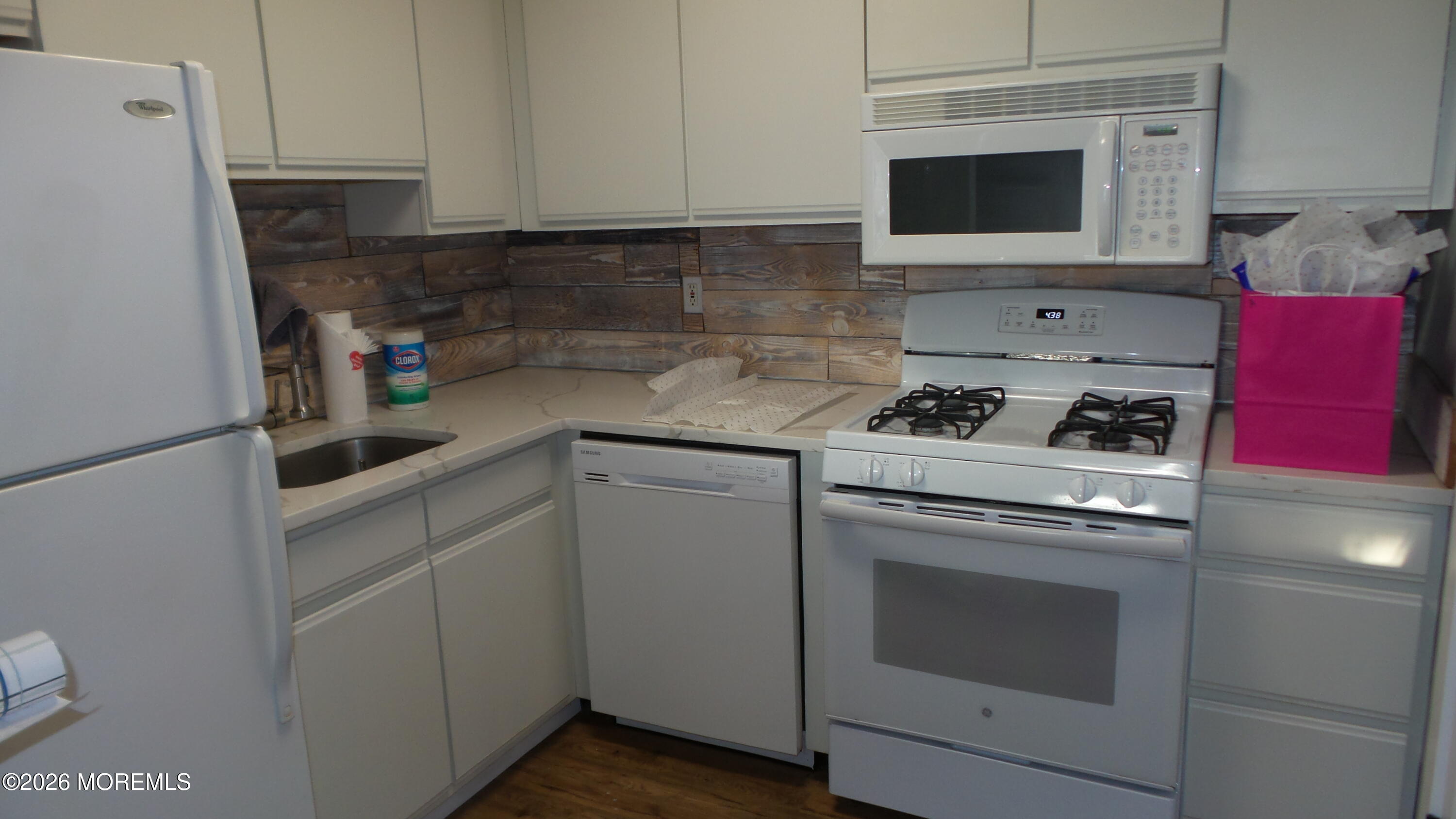 3403 Bridge Avenue, Unit 3 Point Pleasant, NJ 08742 - Photo 4 of 11 20260209_164440