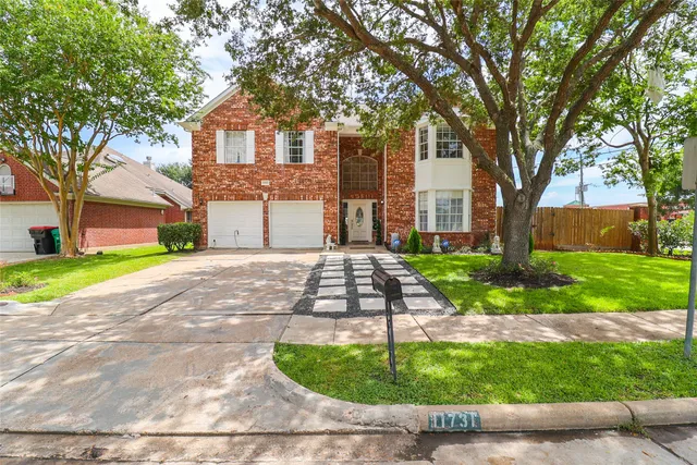 $420,000 | 11731 Cobblestone Point Drive, Sugar Land, TX 77498