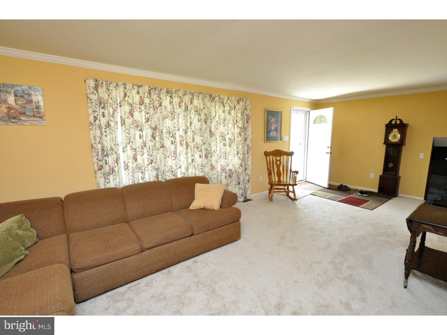 266 Burning Tree Road Delran, NJ 08075 - Photo 7 of 17