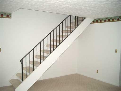 645 Villa Road, Unit D Springfield, OH 45503 - Photo 4 of 8