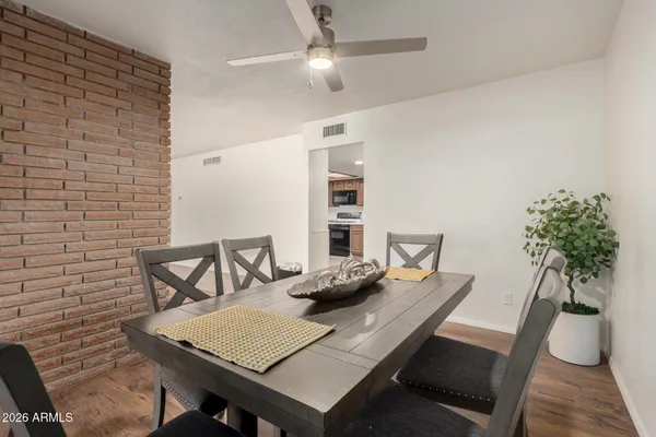 $608,900 | 928 East La Jolla Drive, Tempe, AZ 85282