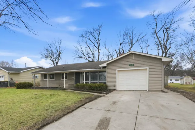 $215,000 | 7412 Avalon Drive, Fort Wayne, IN 46819