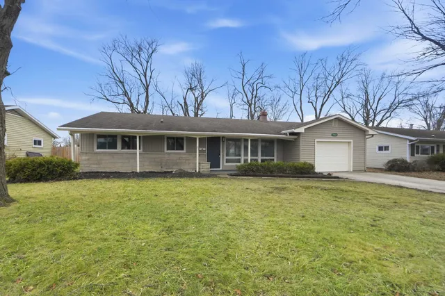 $215,000 | 7412 Avalon Drive, Fort Wayne, IN 46819