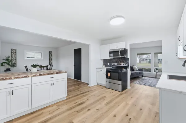 $208,000 | 7412 Avalon Drive, Fort Wayne, IN 46819