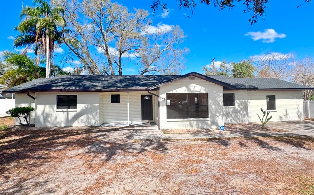 103 West Wheeler Road Seffner, FL 33584 - Photo 5 of 53 Gallery Image 5