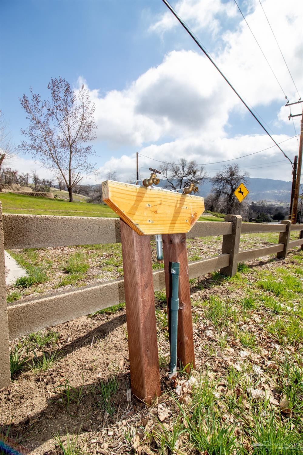 27701 Bear Valley Road Tehachapi, CA 93561 - Photo 39 of 82 Gallery Image 39