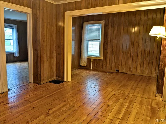 $114,900 | 121 Loomis Street, Little Falls, NY 13365