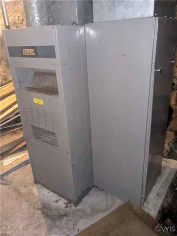 $114,900 | 121 Loomis Street, Little Falls, NY 13365