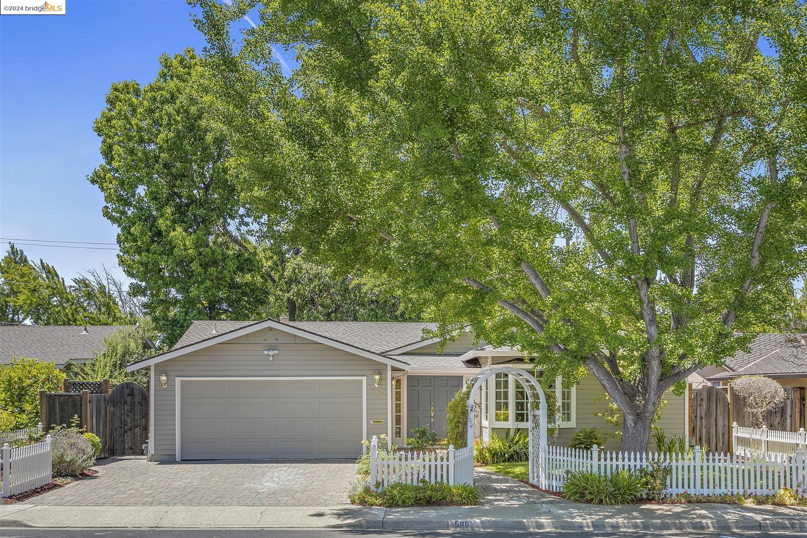586 Leona Lane Mountain View, CA 94040 - Photo 1 of 1 a front view of a house with garden