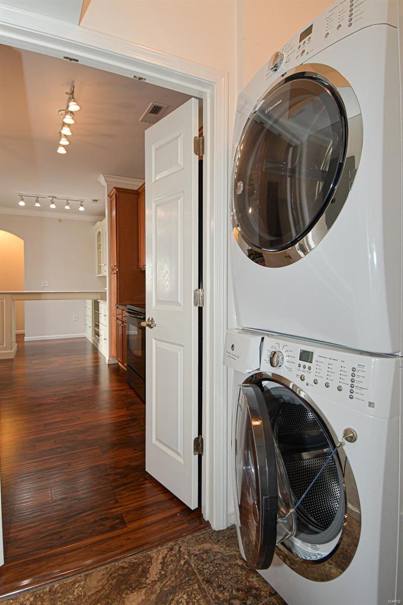 27 Kassebaum Lane, Unit 103 St. Louis, MO 63129 - Photo 27 of 48