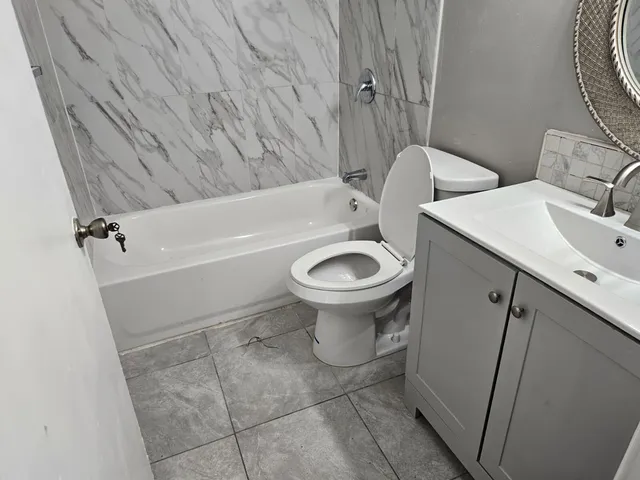 $3,000 | 6147 Moonbeam Drive, Lake Worth, FL 33463