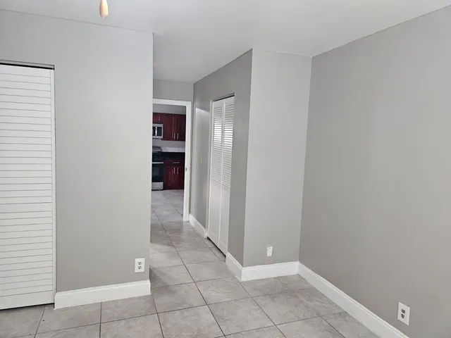 $3,000 | 6147 Moonbeam Drive, Lake Worth, FL 33463