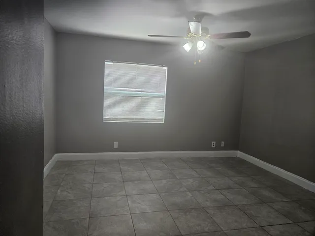 $3,000 | 6147 Moonbeam Drive, Lake Worth, FL 33463