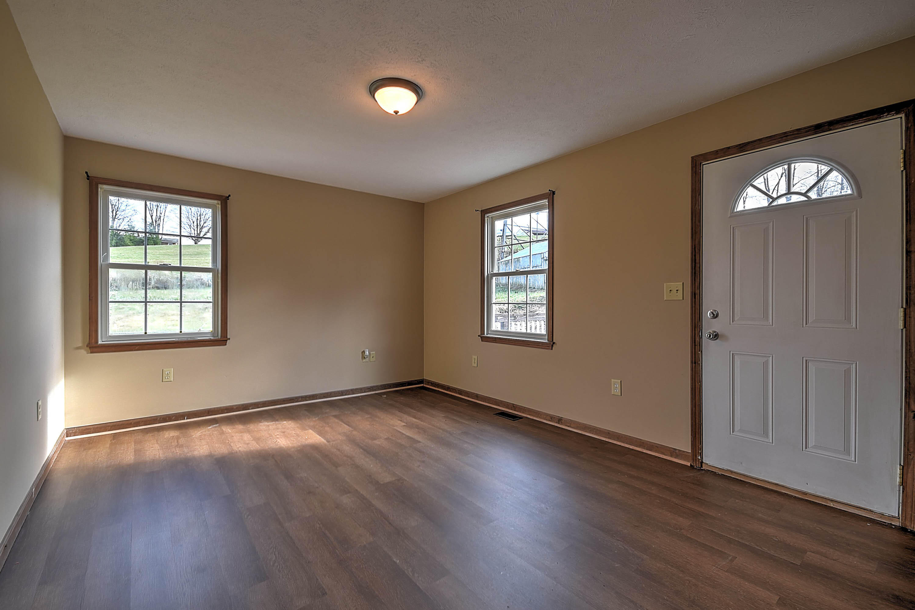 16312 Spring Valley Road Abingdon, VA 24210 - Photo 18 of 36 Spring Valley-18