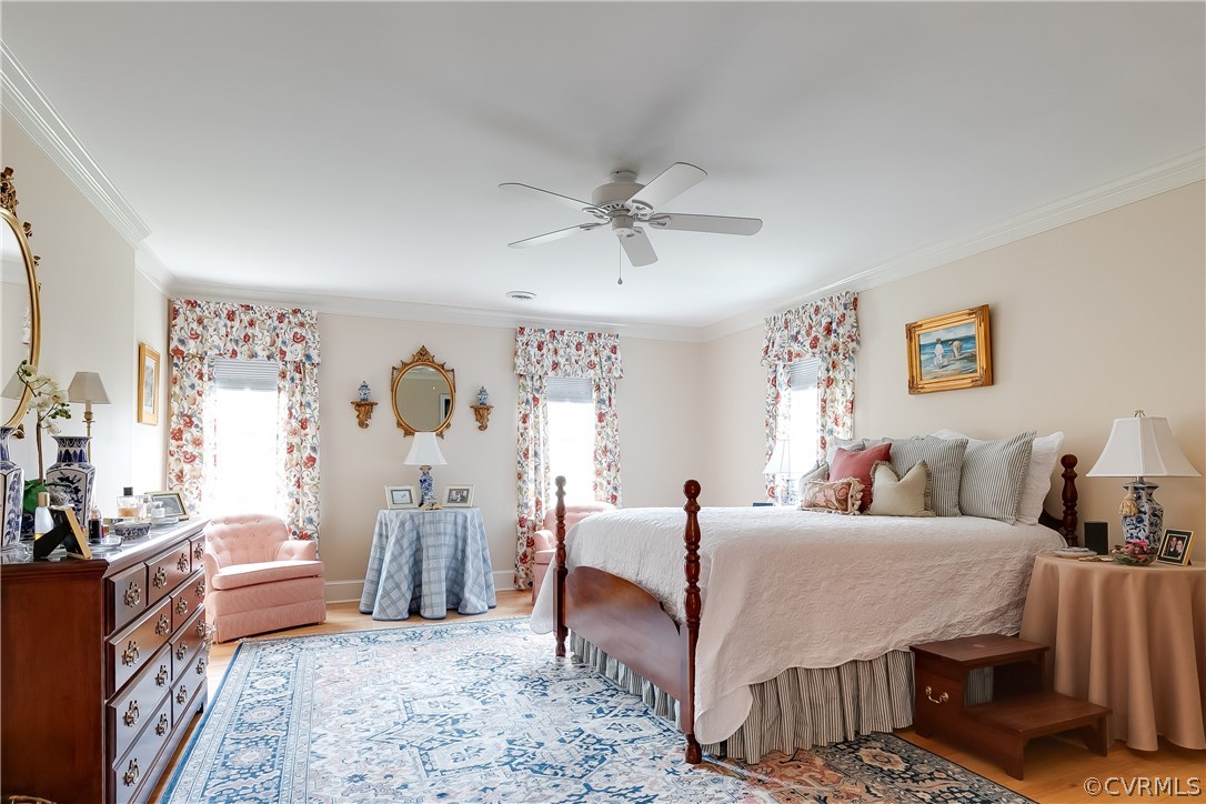 13710 Thorngate Road Midlothian, VA 23113 - Photo 28 of 48 a living room with furniture