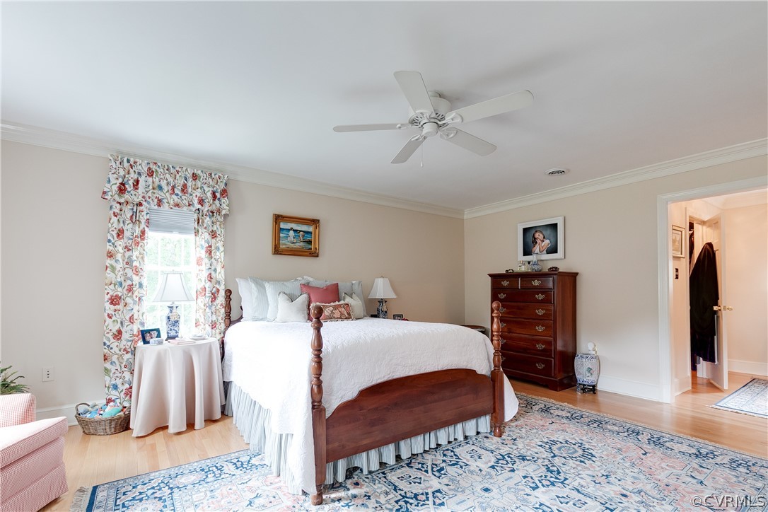 13710 Thorngate Road Midlothian, VA 23113 - Photo 29 of 48 a bedroom with a bed and a television