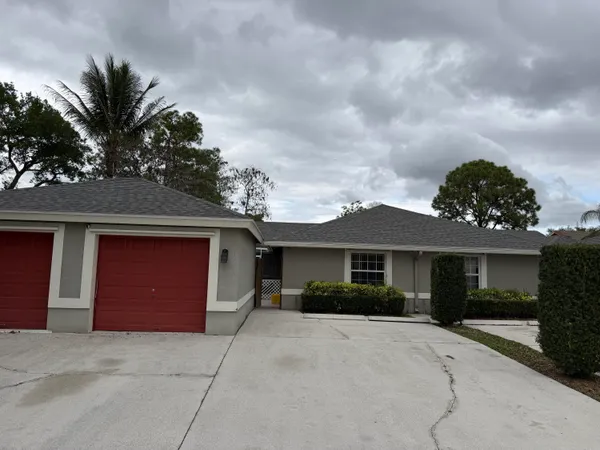 $2,700 | 14007 Veronica Court, Wellington, FL 33414