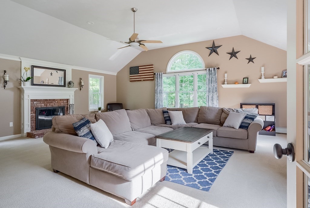 20 Crestview Drive Rutland, MA 01543 - Photo 9 of 39 Gallery Image 9