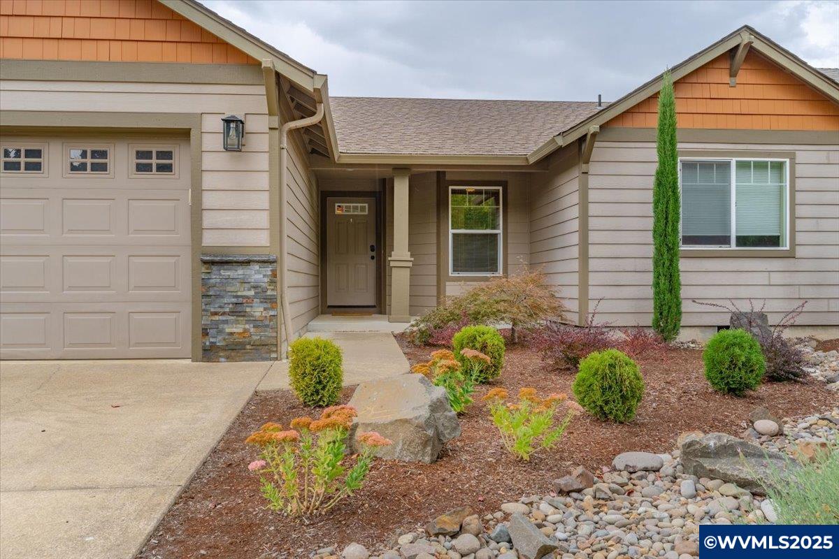 2248 Equestrian Loop South Salem, OR 97302 - Photo 2 of 40