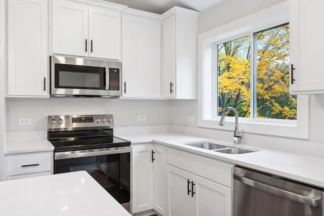 $479,900 | 826 104th Avenue Northwest, Coon Rapids, MN 55433