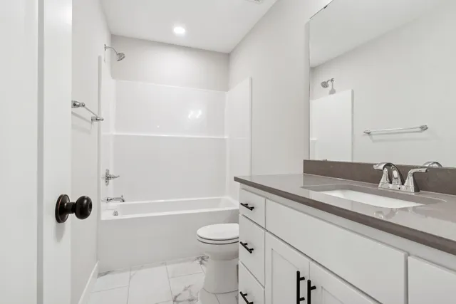 $479,900 | 826 104th Avenue Northwest, Coon Rapids, MN 55433