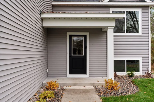 $479,900 | 826 104th Avenue Northwest, Coon Rapids, MN 55433