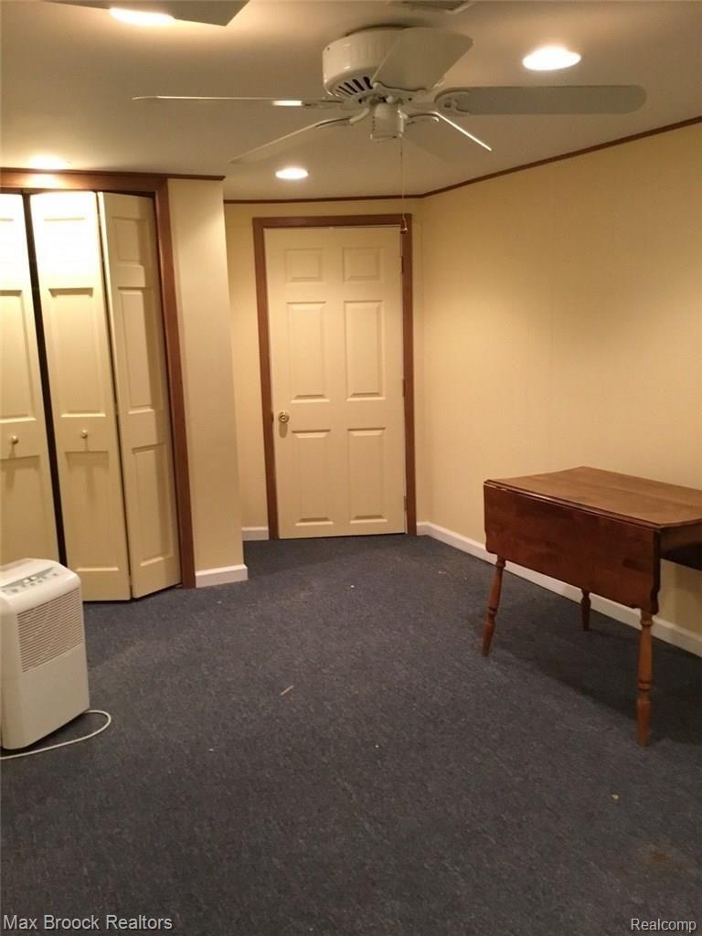 29334 Rambling Road Southfield, MI 48076 - Photo 26 of 29 IMG_0476.JPG