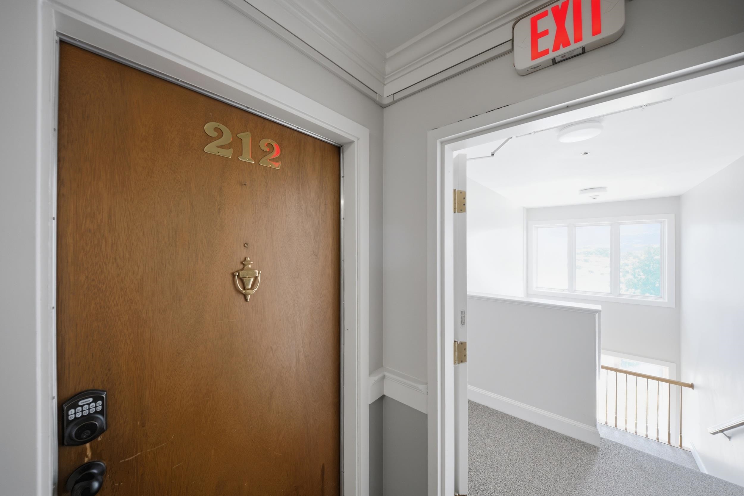 5 Tsienneto Road, Unit 212 Derry, NH 03038 - Photo 7 of 20 Gallery Image 7