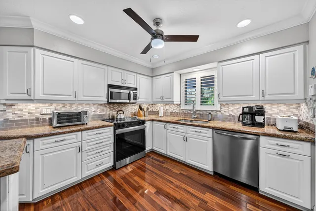 $1,350,000 | 2081 Northeast 25th Street, Lighthouse Point, FL 33064