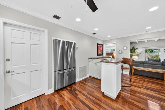 $1,350,000 | 2081 Northeast 25th Street, Lighthouse Point, FL 33064