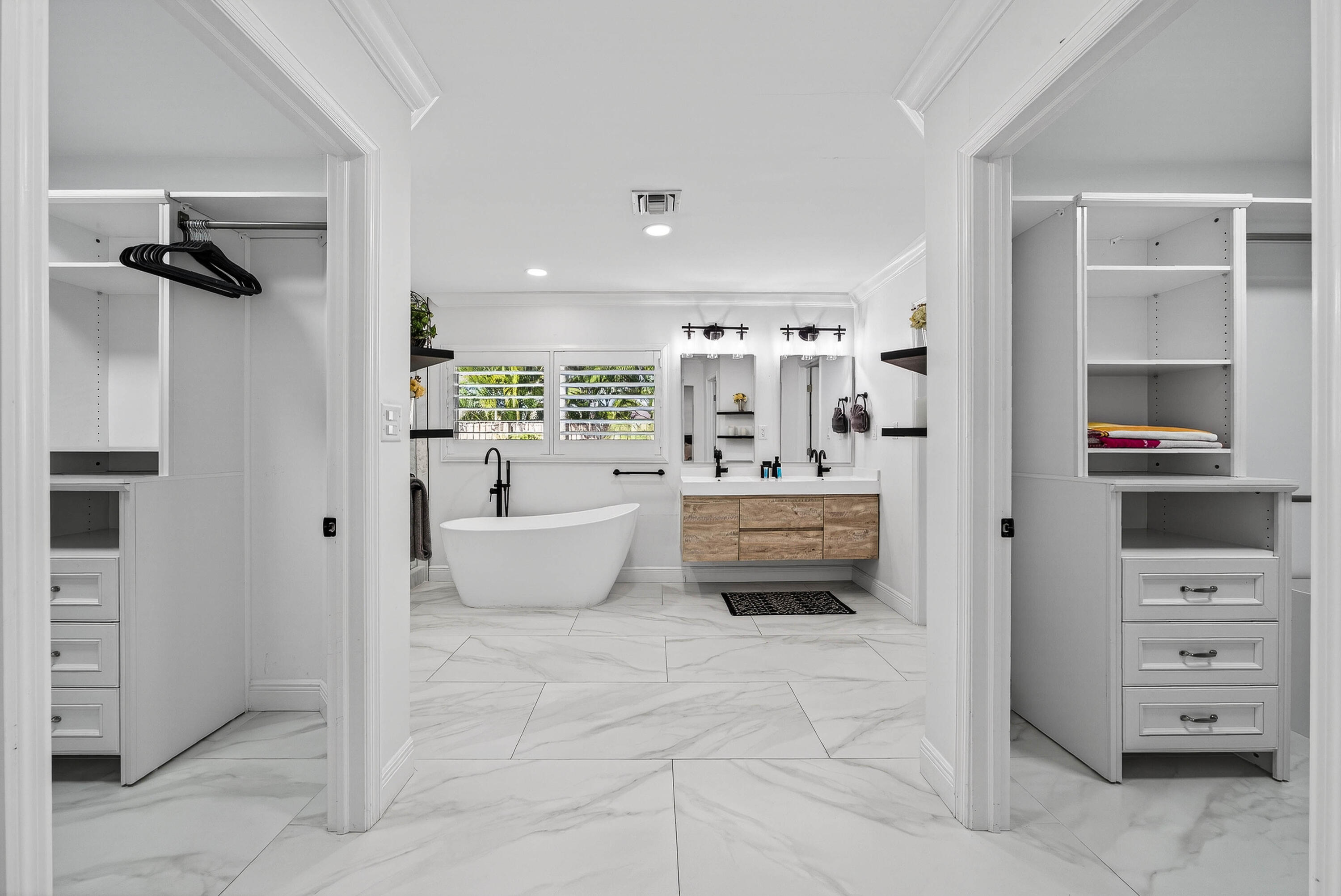 2081 Northeast 25th Street Lighthouse Point, FL 33064 - Photo 30 of 55 030-2081Northeast25thStreet-LighthousePo