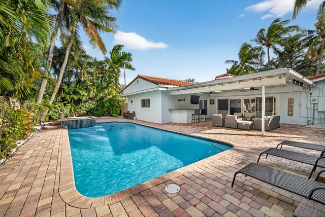 $1,350,000 | 2081 Northeast 25th Street, Lighthouse Point, FL 33064