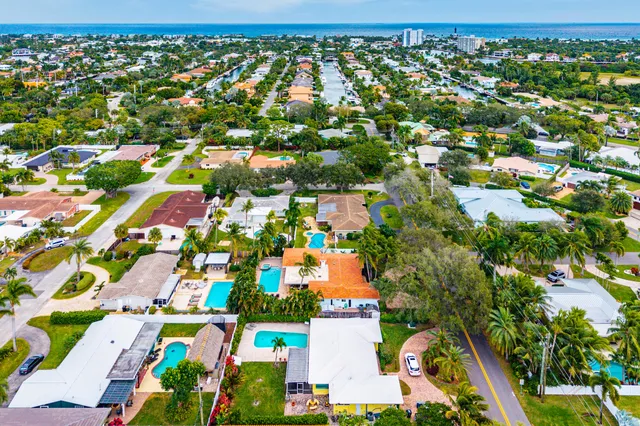 $1,350,000 | 2081 Northeast 25th Street, Lighthouse Point, FL 33064
