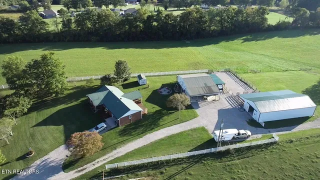 $595,000 | 145 Rhum Road, Clarkrange, TN 38553