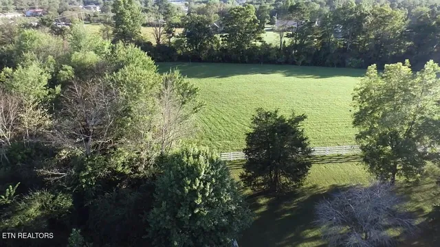 $595,000 | 145 Rhum Road, Clarkrange, TN 38553