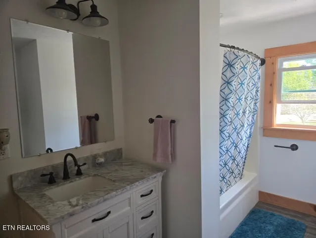 $595,000 | 145 Rhum Road, Clarkrange, TN 38553