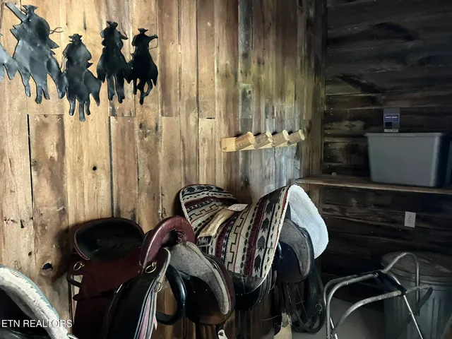 $595,000 | 145 Rhum Road, Clarkrange, TN 38553