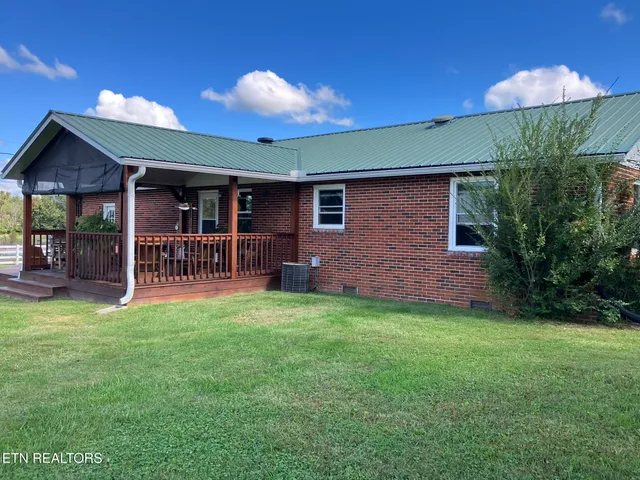 $595,000 | 145 Rhum Road, Clarkrange, TN 38553