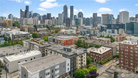 a picture of city view