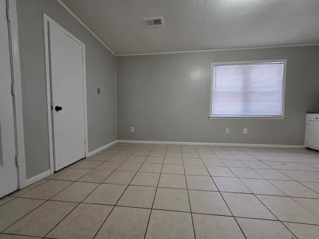 $104,900 | 3304 Sweet Springs Drive, Memphis, TN 38128