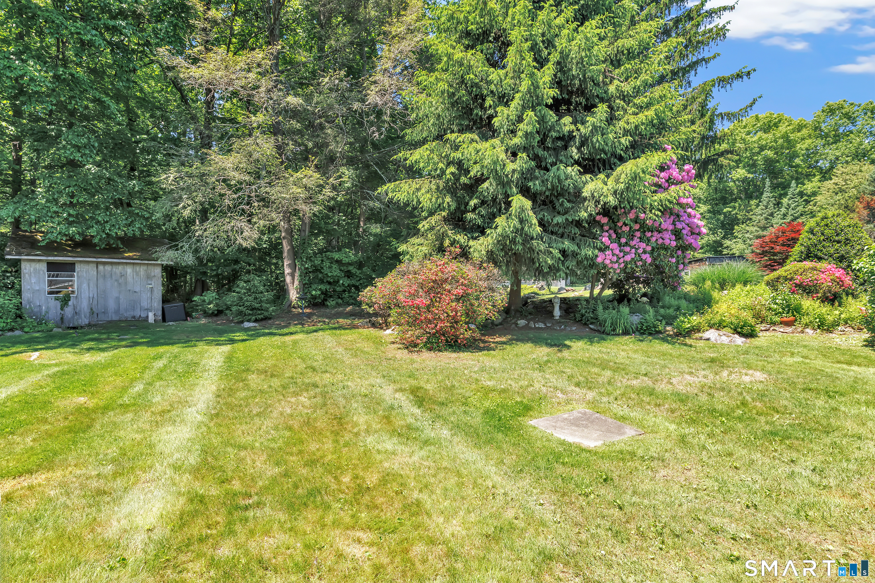 223 Wheeler Road Monroe, CT 06468 - Photo 27 of 35 a bathroom with a swimming pool
