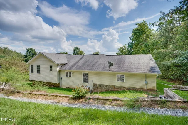 $380,000 | 108 Plymouth Hill, Greeneville, TN 37743