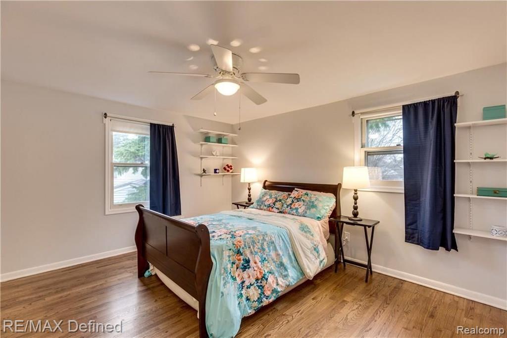 29709 Fox Grove Road Farmington Hills, MI 48334 - Photo 15 of 26