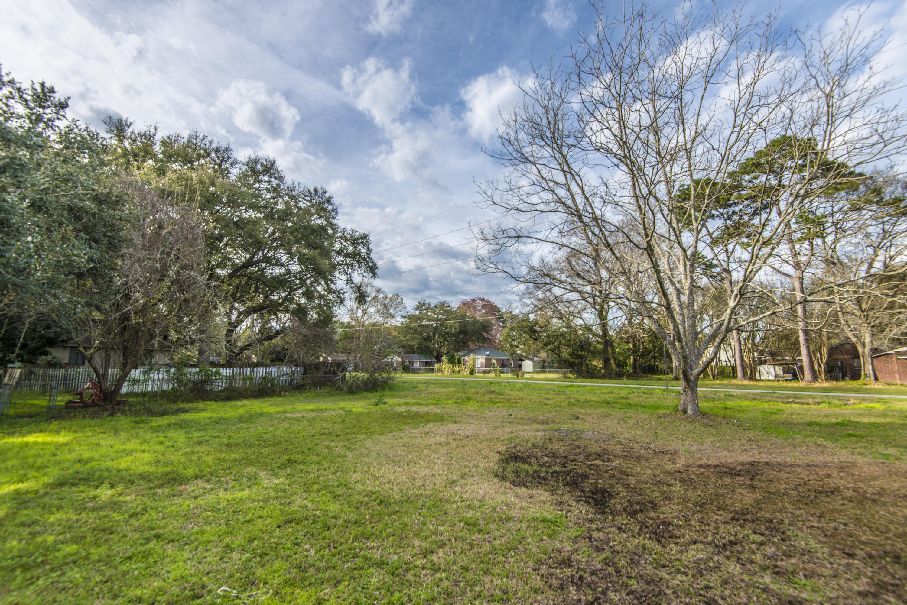 447 Wappoo Road Charleston, SC 29407 - Photo 20 of 40 _DSC5379