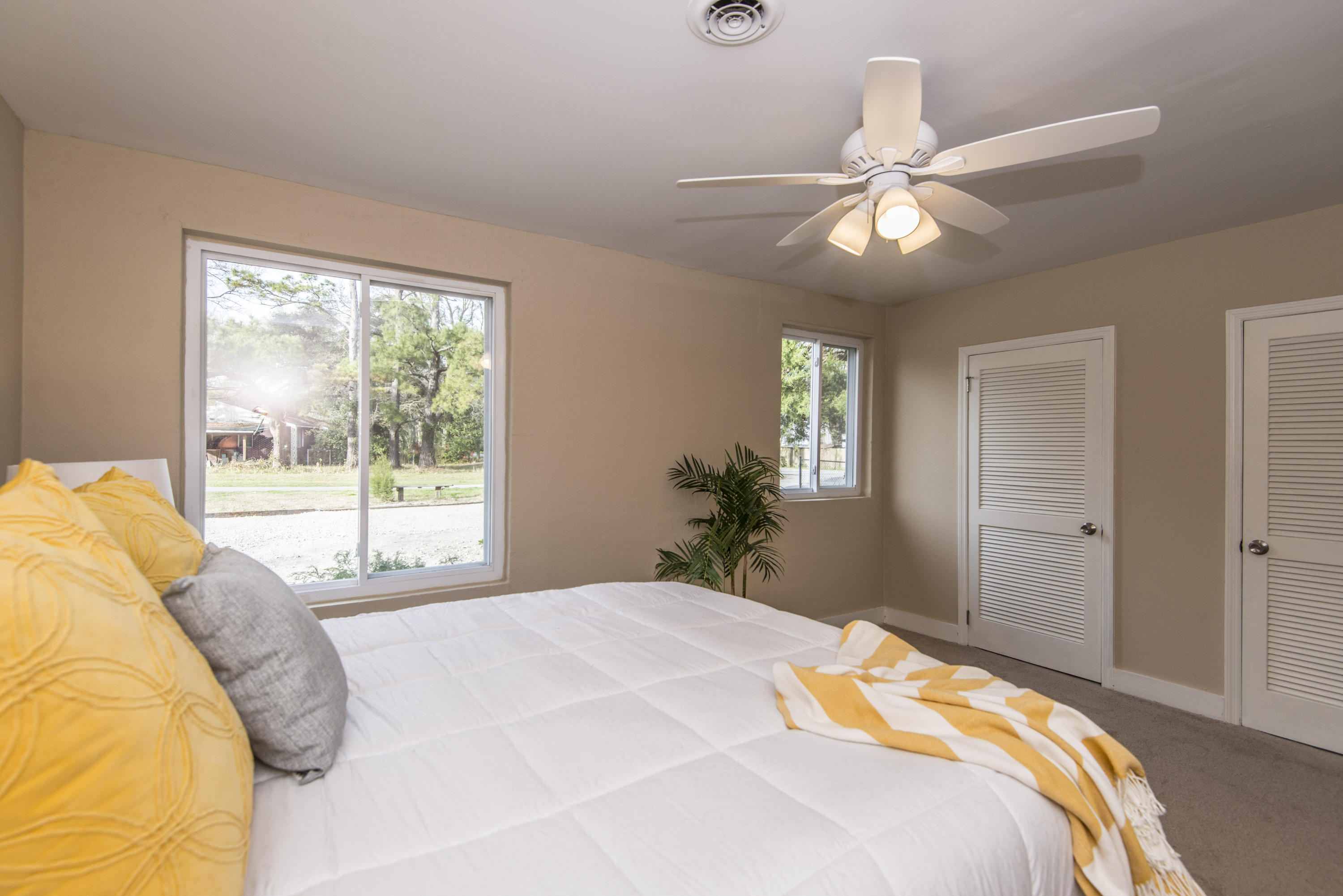 447 Wappoo Road Charleston, SC 29407 - Photo 34 of 40 _DSC5422