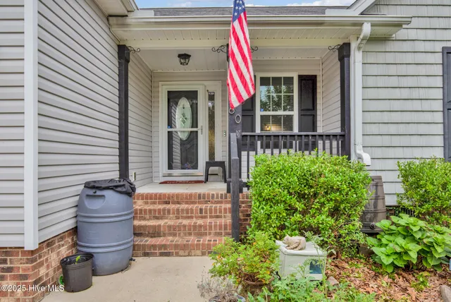 $295,000 | 60 Sandy Tingen Court, Broadway, NC 27505