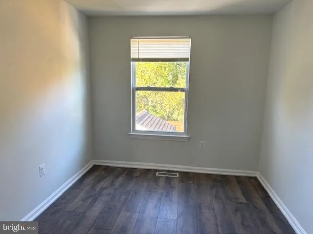 $319,995 | 8132 Cloverhurst Road, Glen Burnie, MD 21061