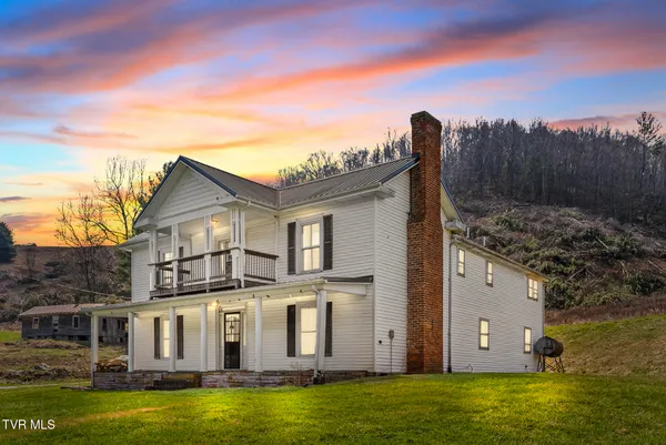 $465,000 | 4025 Fox Creek Road, Mouth Of Wilson, VA 24363