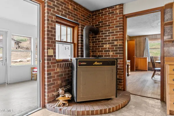 $465,000 | 4025 Fox Creek Road, Mouth Of Wilson, VA 24363