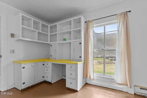 $465,000 | 4025 Fox Creek Road, Mouth Of Wilson, VA 24363